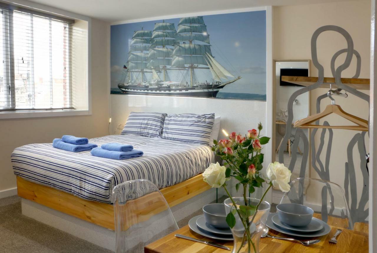 Silver Street Suites Γουίτμπι Εξωτερικό φωτογραφία