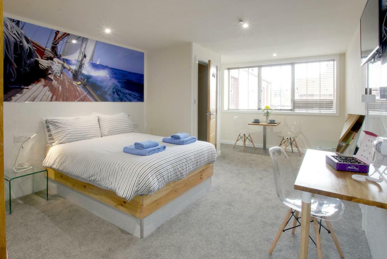 Silver Street Suites Γουίτμπι Εξωτερικό φωτογραφία