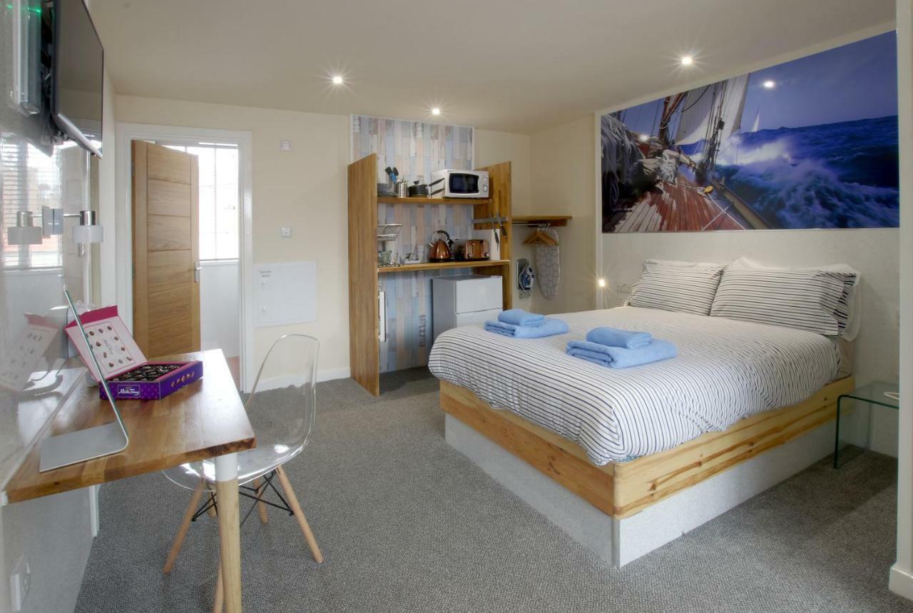 Silver Street Suites Γουίτμπι Εξωτερικό φωτογραφία