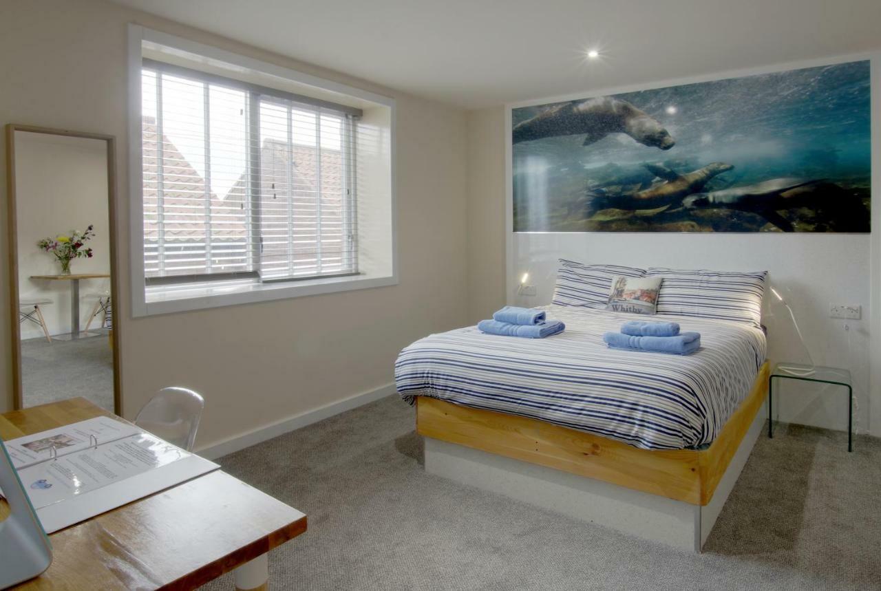 Silver Street Suites Γουίτμπι Εξωτερικό φωτογραφία