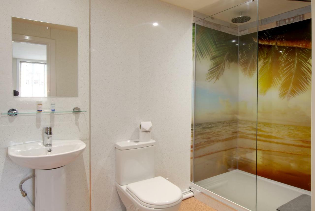 Silver Street Suites Γουίτμπι Εξωτερικό φωτογραφία