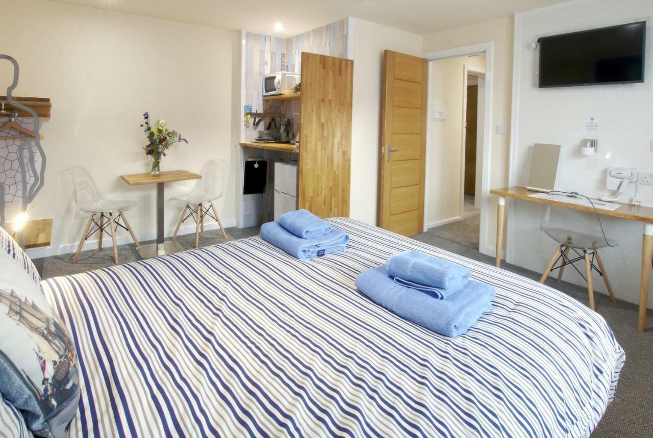 Silver Street Suites Γουίτμπι Εξωτερικό φωτογραφία
